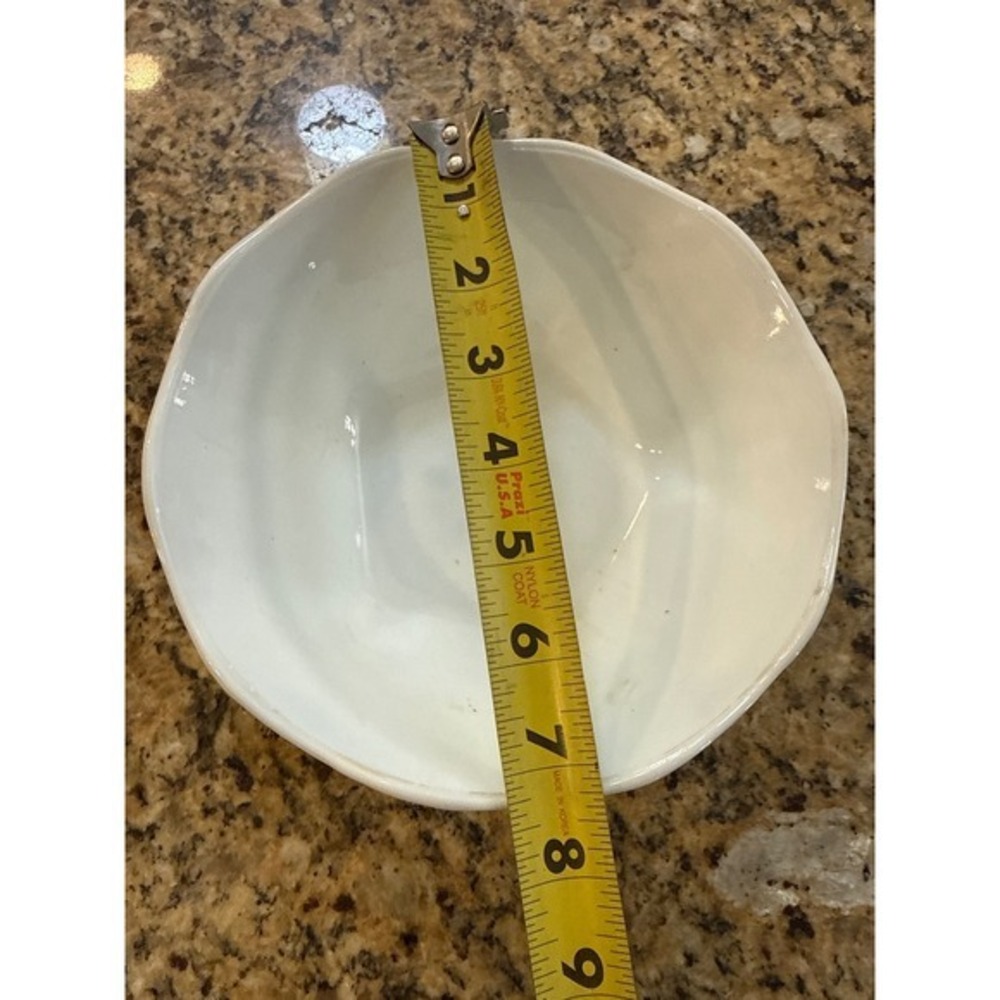 White Floral Embossed Ceramic Serving Bowl Wavy Rim Sunflower Daisy 8.5 Inch - Picture 5 of 6